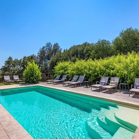 Villa Les Lavandieres By